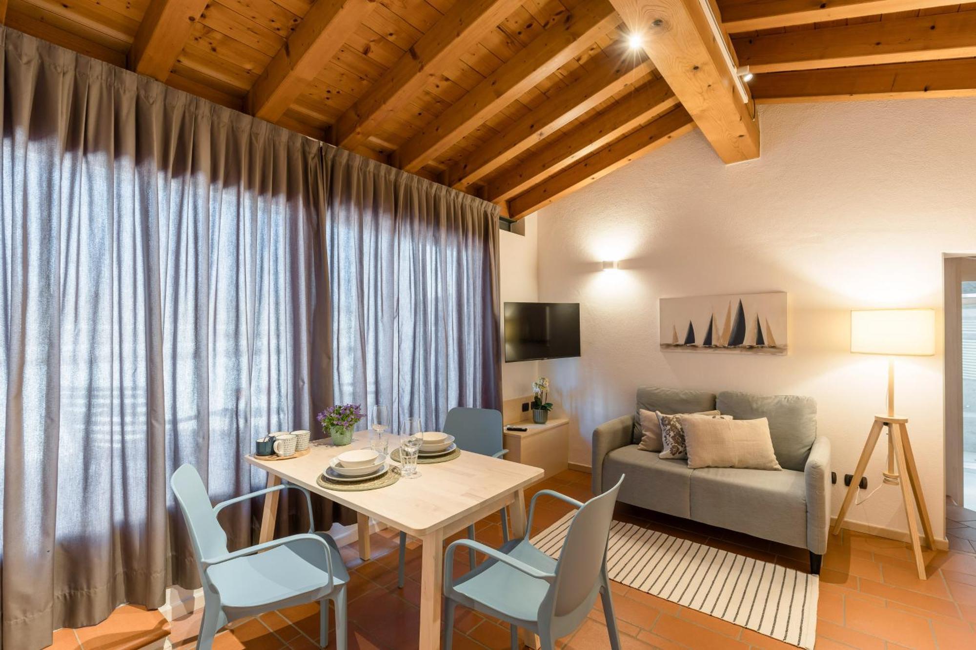 Charming Sirmione Bed & Breakfast エクステリア 写真
