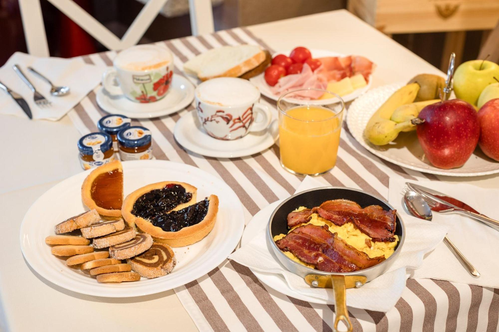 Charming Sirmione Bed & Breakfast エクステリア 写真