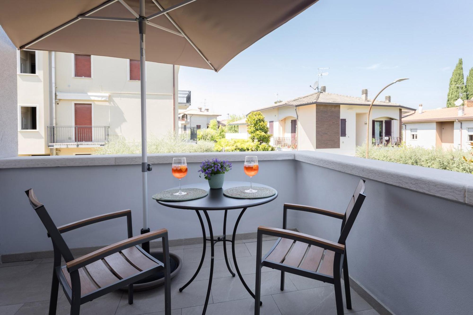 Charming Sirmione Bed & Breakfast エクステリア 写真