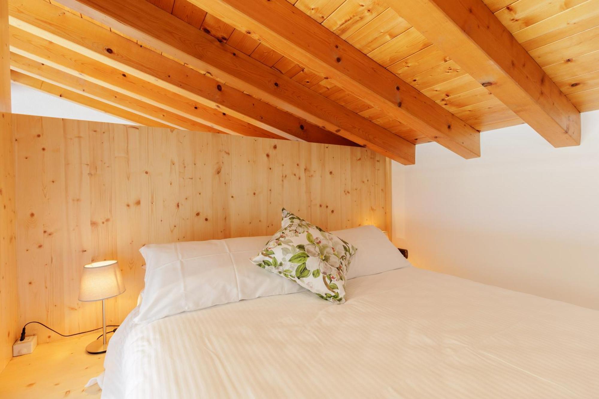 Charming Sirmione Bed & Breakfast エクステリア 写真